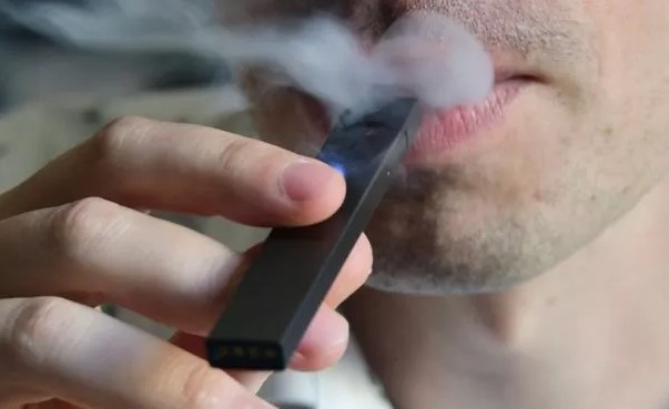 Anvisa mantém proibição do cigarro eletrônico no Brasil