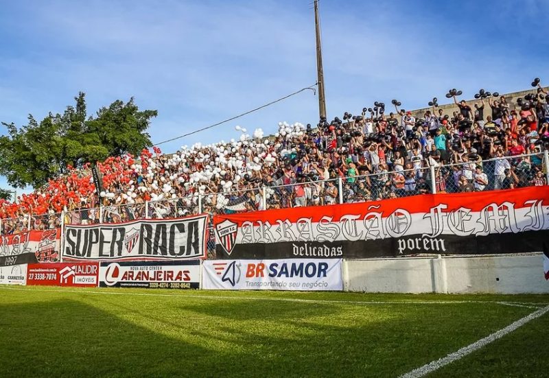 Estádio Robertão, em Serra Sede. Foto: Adriano Barbosa